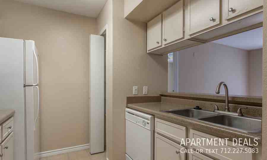 2007 Cedar Ln #2445 - Photo 7 of 33