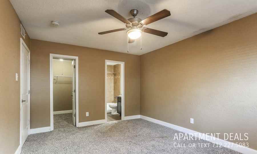 4107 Nasa Pkwy #2159 - Photo 3 of 50