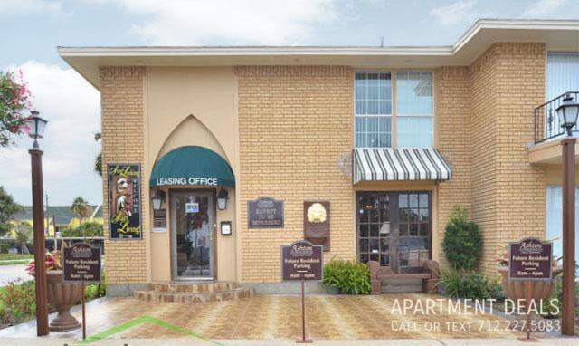 Weiss Dr #4048 - Photo 2 of 31