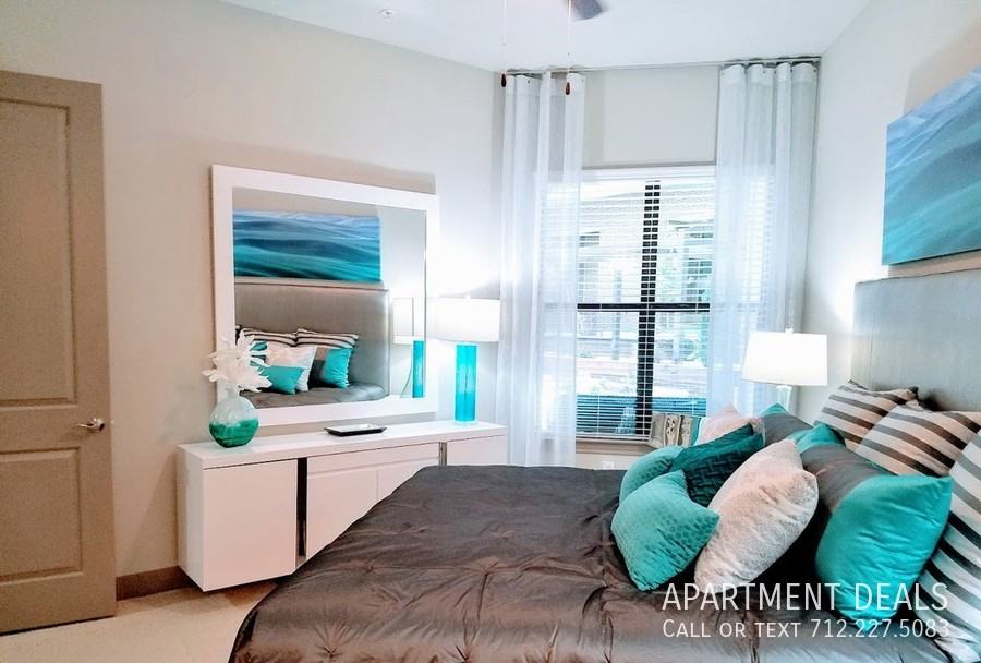 5416 Washington Ave #201 - Photo 5 of 50