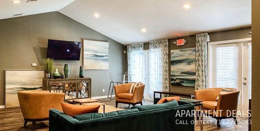 8416 W Bartell Dr #407 - Photo 4 of 7