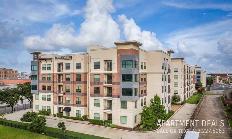 Kirby Dr #419 - Photo 6 of 25