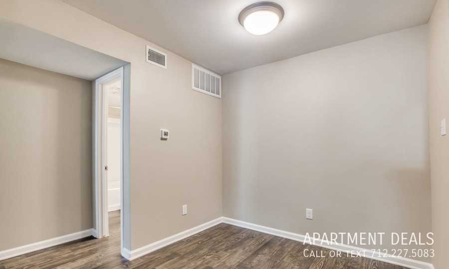 Sands Point Dr #500 - Photo 7 of 34