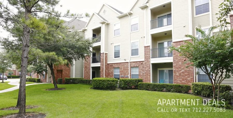 11218 Westpark Dr #515 - Photo 3 of 49