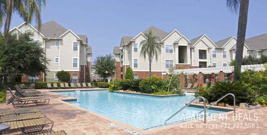 11218 Westpark Dr #515 - Photo 5 of 49