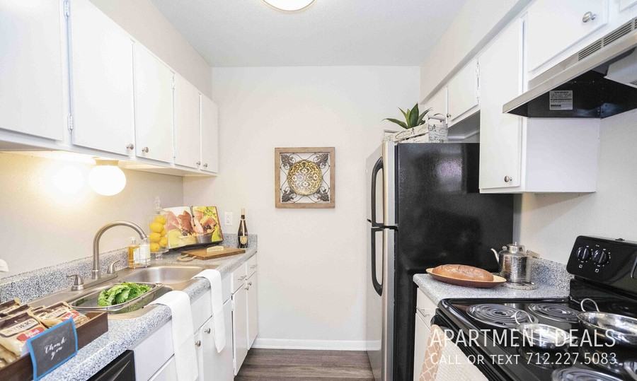 Kempwood Dr #558 - Photo 7 of 50