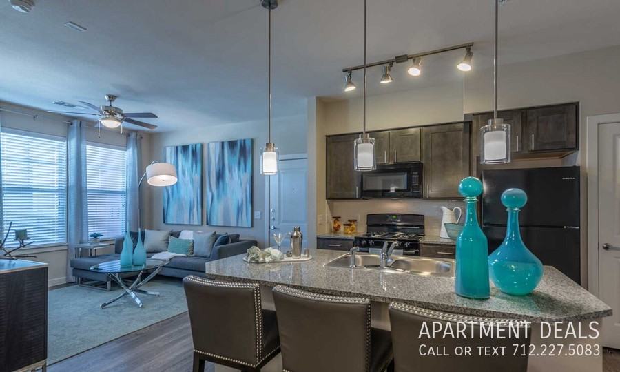 13561 Cullen Blvd #567 - Photo 7 of 36