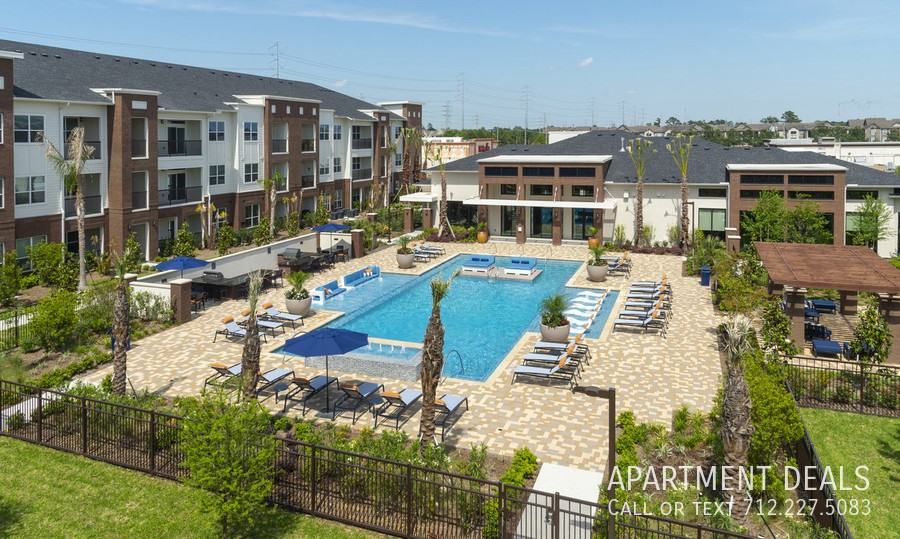 644 Majestic Ridge Dr #587 - Photo 4 of 50