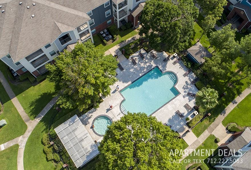 8187 Fannin St #592 - Photo 7 of 50