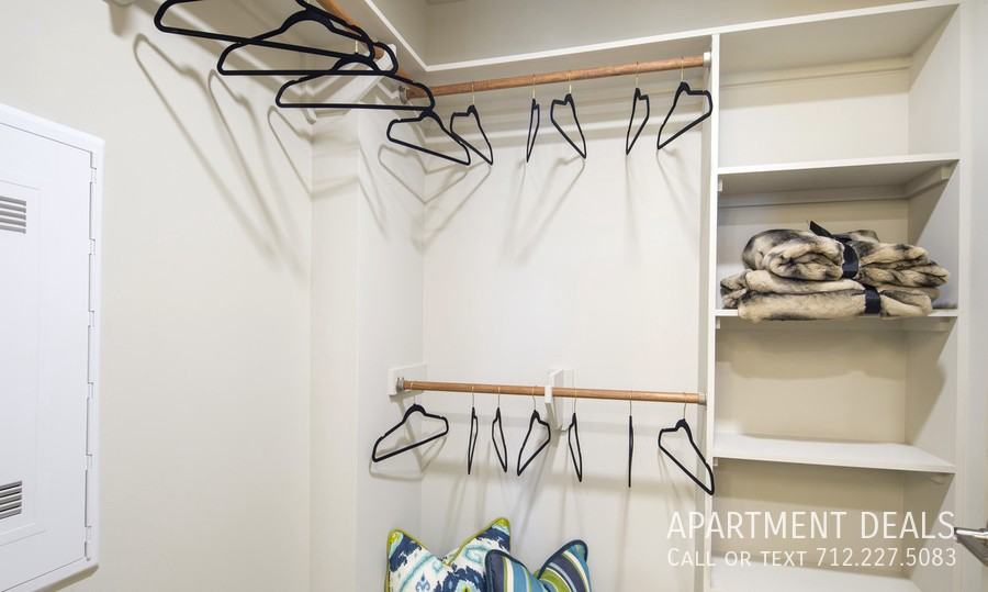 1268 Wood Hollow Dr #623 - Photo 3 of 49