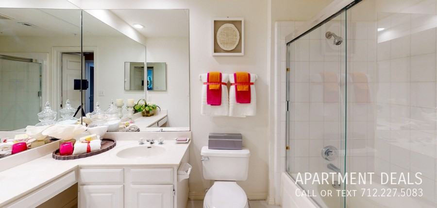 1621 Bering Dr #630 - Photo 6 of 21