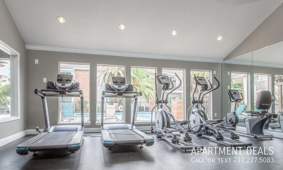 Seahorse Dr #676 - Photo 7 of 35