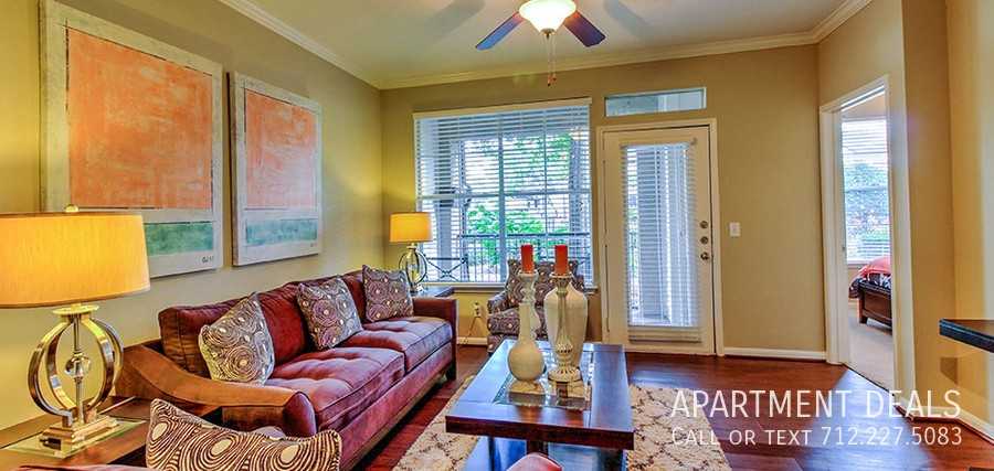 8591 Woodway Dr #730 - Photo 3 of 20