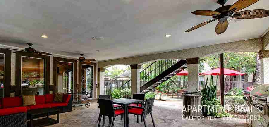 8591 Woodway Dr #730 - Photo 5 of 20