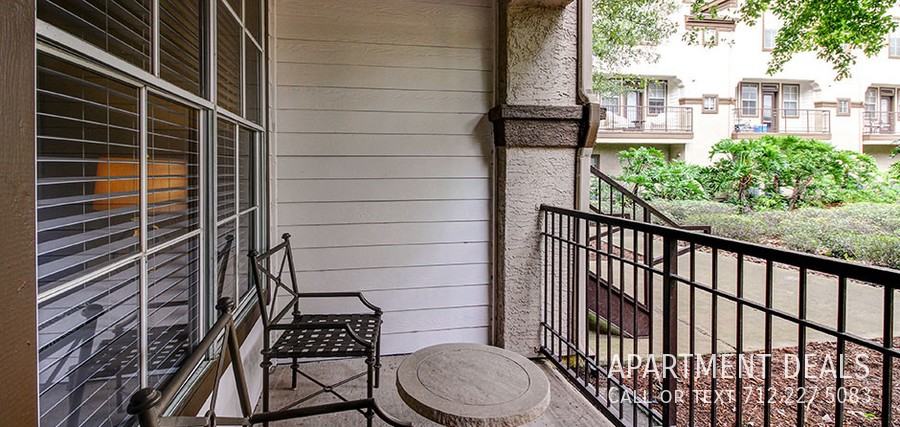 8591 Woodway Dr #730 - Photo 6 of 20