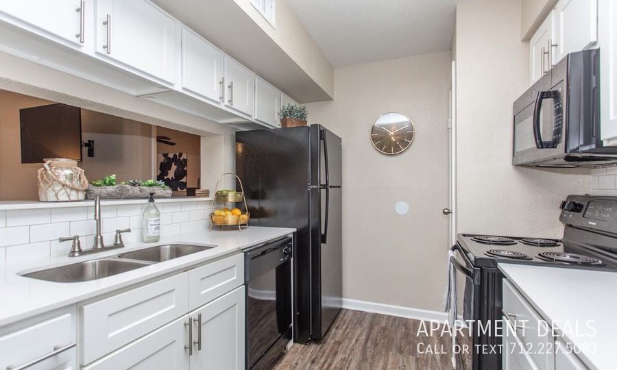 11916 Thoroughbred Dr #748 - Photo 7 of 37