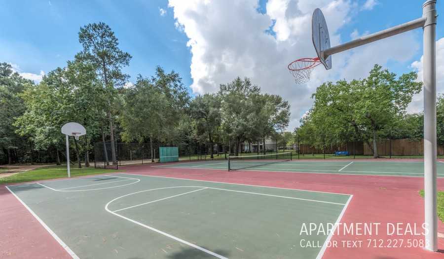 5965 Fm 1960 Rd W #758 - Photo 4 of 13