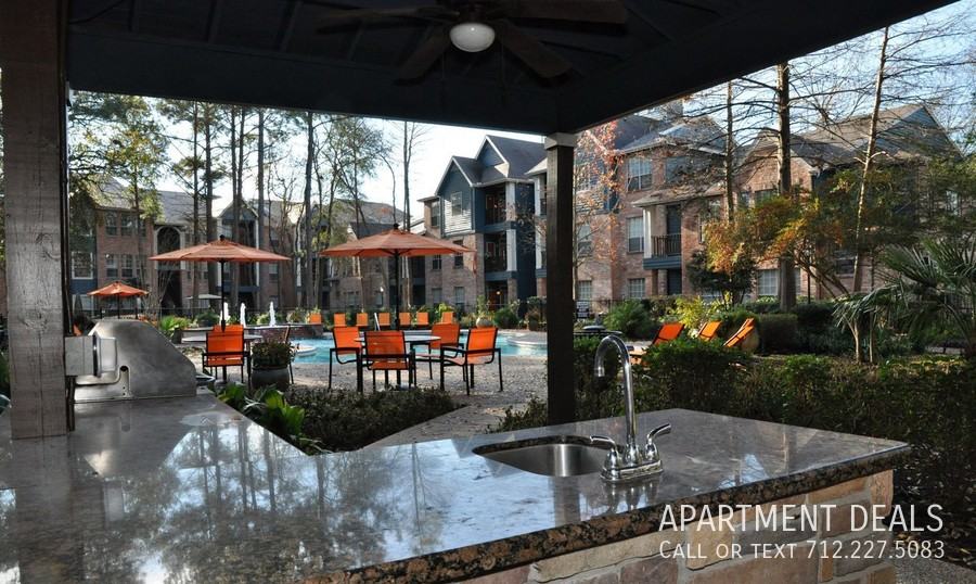 13056 Champions Park Dr #760 - Photo 5 of 37