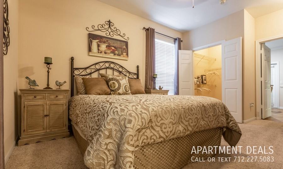 10907 Mist Ln #806 - Photo 3 of 46