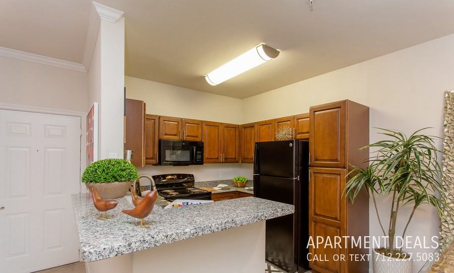 14539 Ravenhurst Ln #811 - Photo 7 of 50