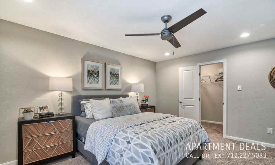 Lakewood Forest Dr #816 - Photo 7 of 27