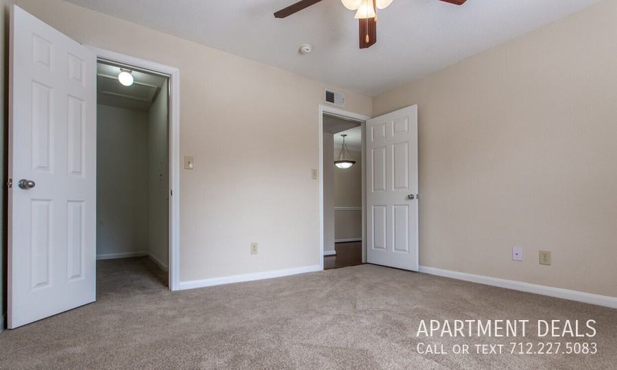 Willow Place Dr S #823 - Photo 5 of 50