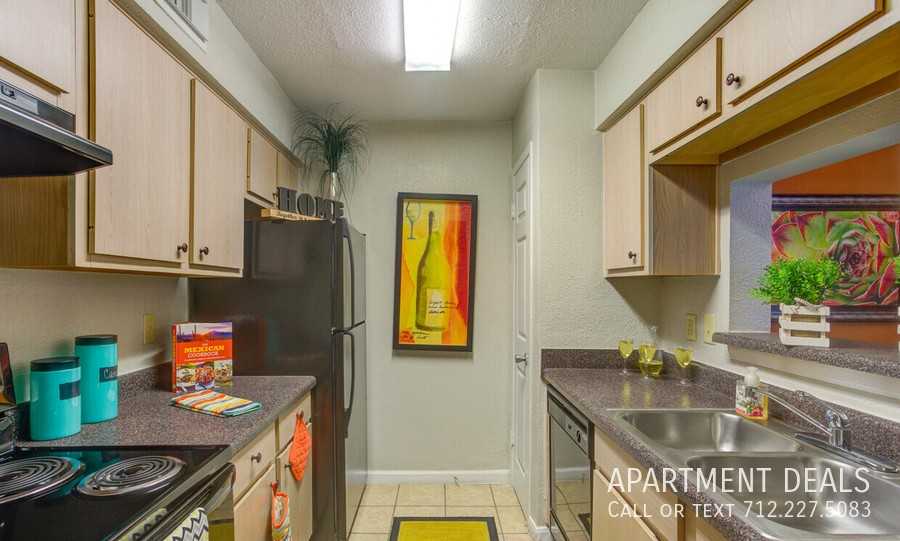 11661 Briar Forest Dr bulding 8 #844 - Photo 6 of 50