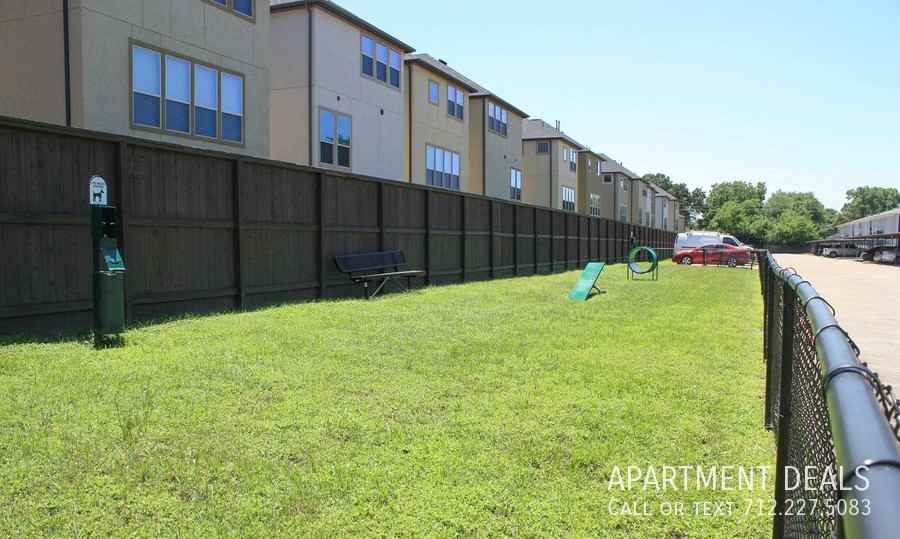 10005 Kempwood Dr #897 - Photo 2 of 47