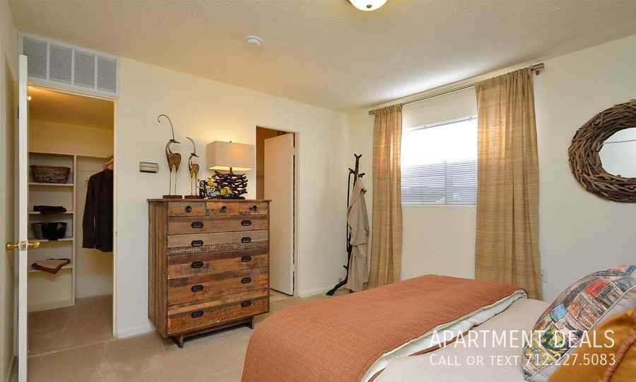 6 Gulfton Dr @ Alder Dr #909 - Photo 5 of 47