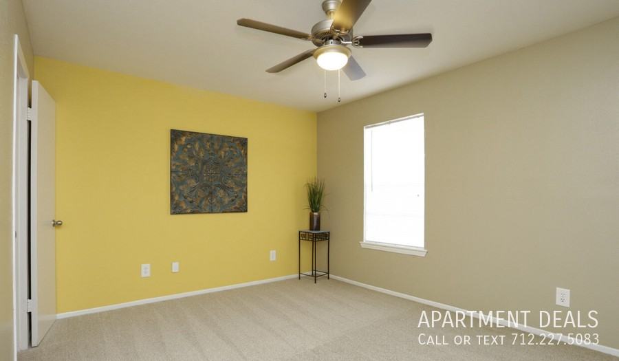 14409 Pavilion Pt #941 - Photo 6 of 38