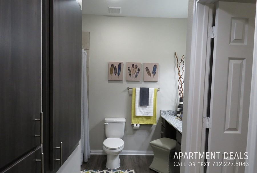 1772 Park View Ct #979 - Photo 5 of 50