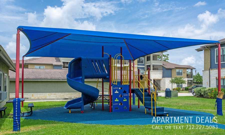 107 Hollow Tree Ln #1003 - Photo 7 of 50