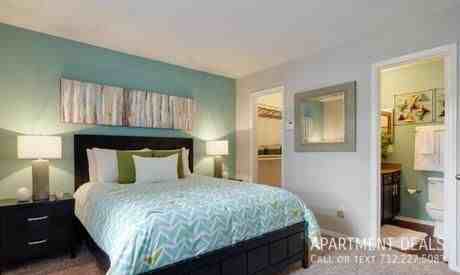 8733 Point Park Dr #1040 - Photo 3 of 11