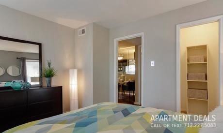 8733 Point Park Dr #1040 - Photo 4 of 11