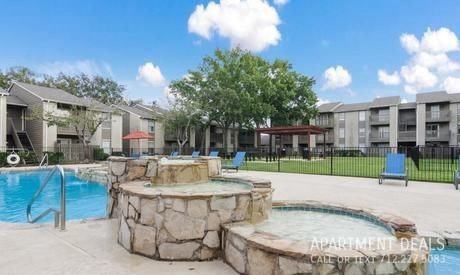 8733 Point Park Dr #1040 - Photo 7 of 11