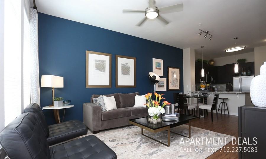 813 S Post Oak Ln #1128 - Photo 7 of 49