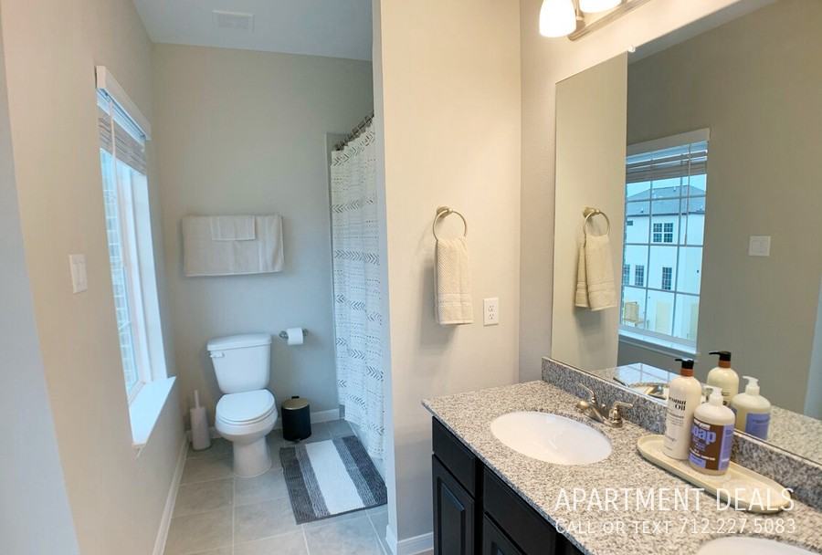 1721 Dominica Dr #1160 - Photo 3 of 16