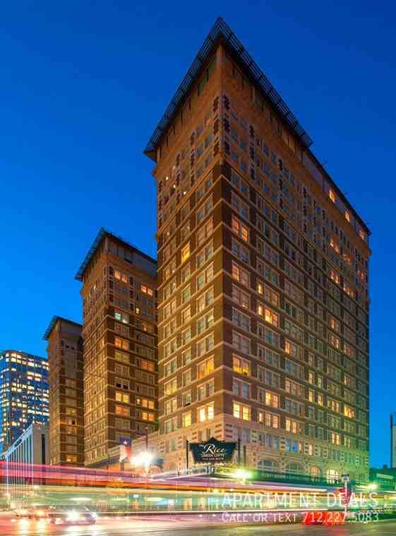 915 Texas St Unit 420 #1768 - Photo 4 of 25