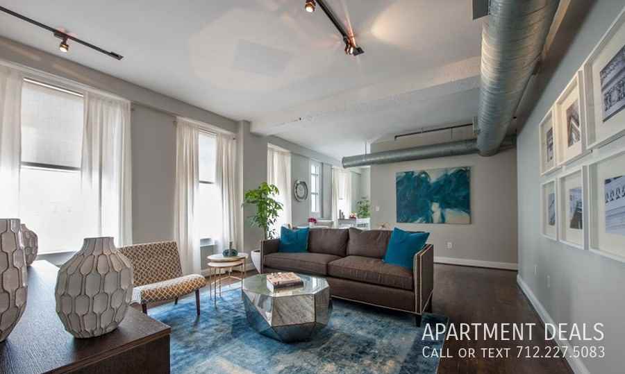 915 Texas St Unit 420 #1768 - Photo 7 of 25