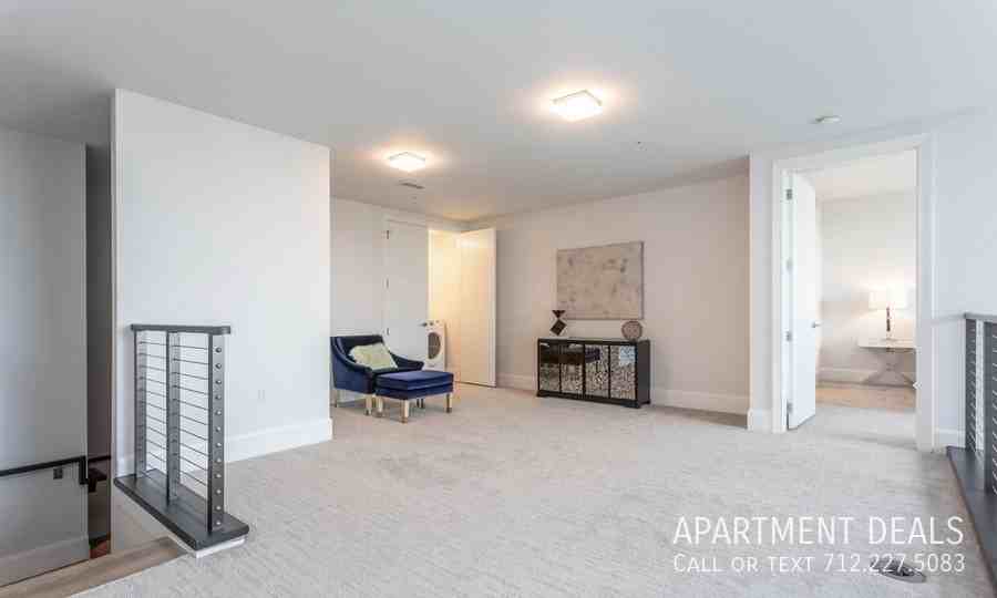 3206 Kirby Dr #1771 - Photo 6 of 50