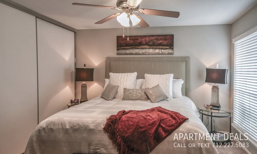 Seaspray Ct #1804 - Photo 7 of 47