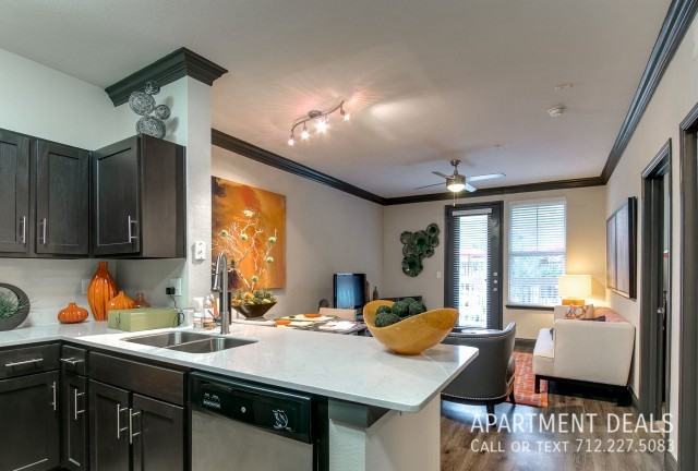 2216 W Dallas St #1873 - Photo 3 of 46