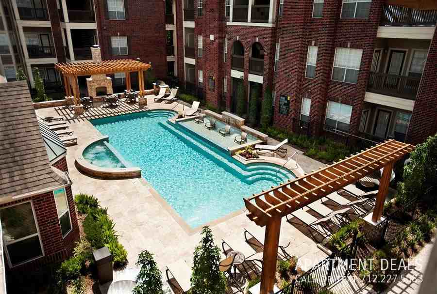 8793 Woodway Dr #1922 - Photo 3 of 48