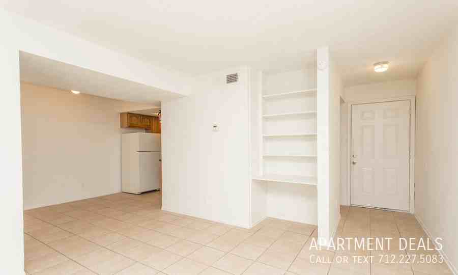 5915 Ranchester Dr #2001 - Photo 4 of 36