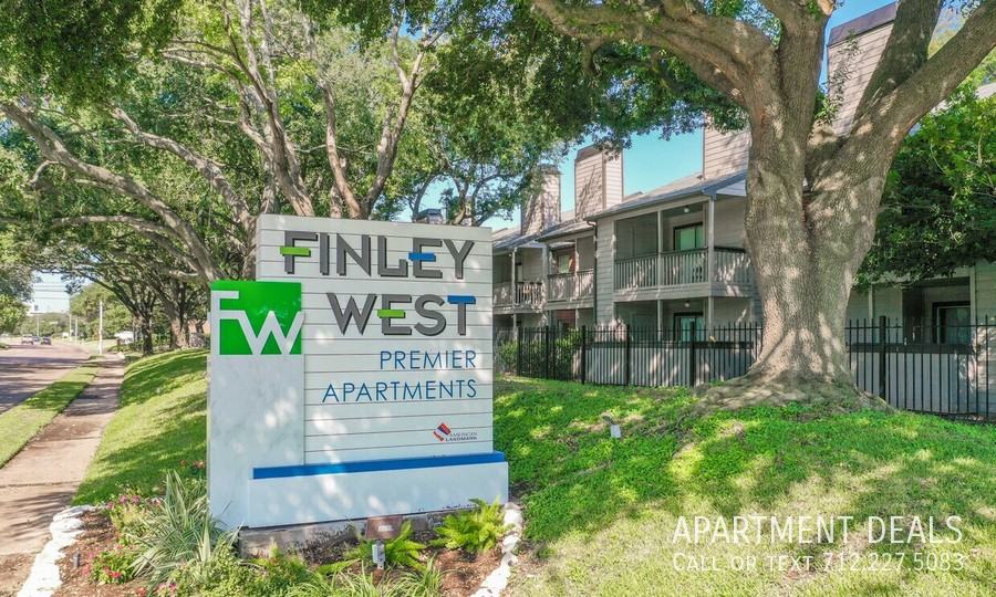 9946 Richmond Ave #2017 - Photo 3 of 24