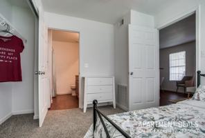 featured image of 5921 Uvalde Rd #2066