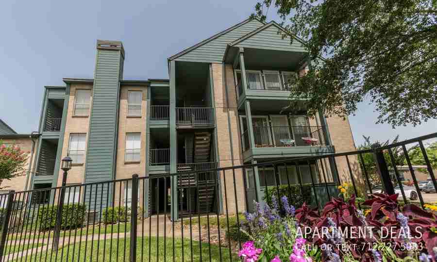 2256 Holly Hall St #2074 - Photo 4 of 38