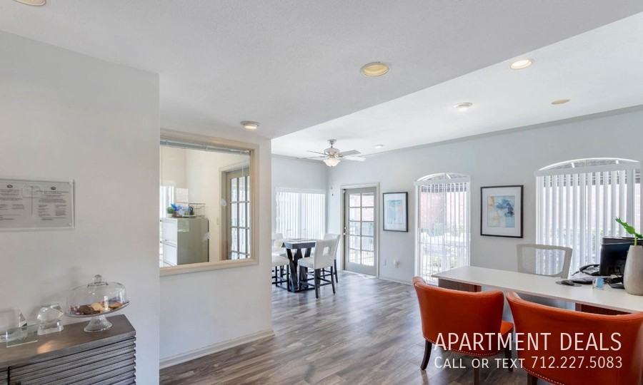 1426 Fountain View Dr #2126 - Photo 5 of 24