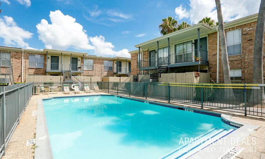 2607 Lazy Hollow Dr #2179 - Photo 4 of 50