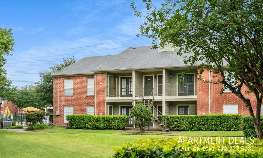 11816 Hammond Dr #2205 - Photo 5 of 8